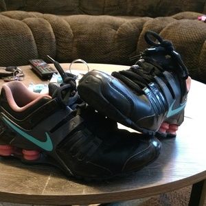 Women's Nike Shox - 8.5